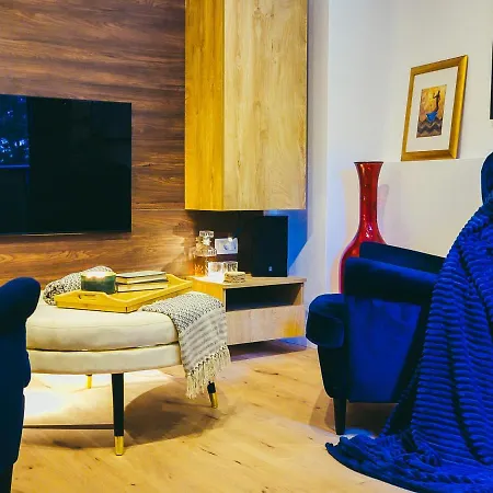 Hotel Townhouse ǁ Corino 4*